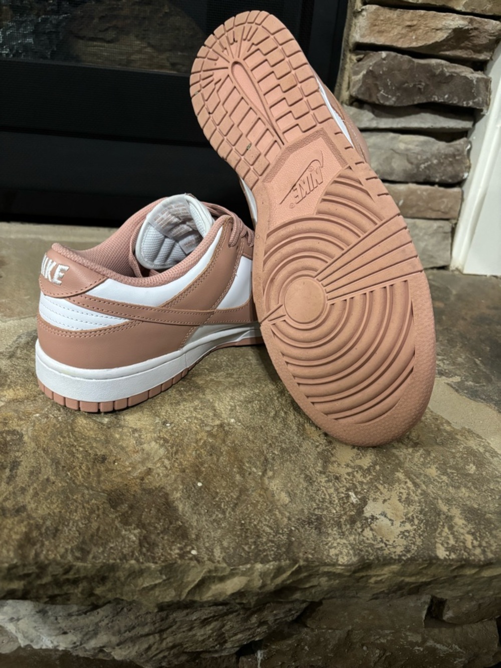 Nike Dunk Low - Picture 3 of 4